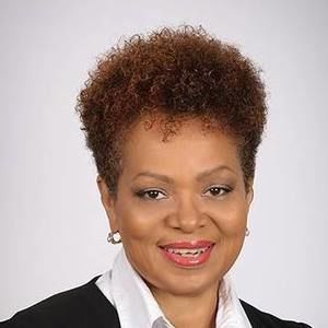 Meet your Posher, Valerie